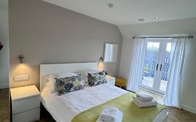 6 Sheraton Apartments
